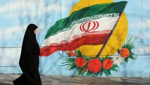 İran'da evlenmek isteyenler için 'eş bulma merkezleri' açıldı