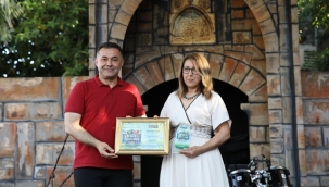 ALANYA'NIN EN GÜZEL BALKON, BAHÇE VE TERAS SAHİPLERİ ÖDÜLLERİNİ ALDI