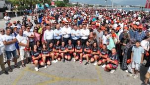 BAŞKAN YÜCEL'DEN ÖĞRENCİLERE KARNE HEDİYESİ, BAŞKAN YÜCEL ÖĞRENCİLERE 3 BİN ADET BİSİKLET DAĞITTI