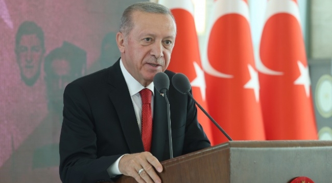 Cumhurbaşkanı Erdoğan: Asgari ücretin belirlenmesinde emeği geçen tüm paydaşlara teşekkür ediyorum