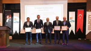 Dünyaya örnek olduk