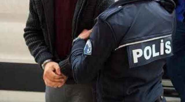 Erdoğan'ın afişine bıyık çizdiği iddiasıyla tutuklanan çocuğun babası: Bıyık değil kaş çizmiş