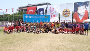 Hentbolda kupalar sahibini buldu