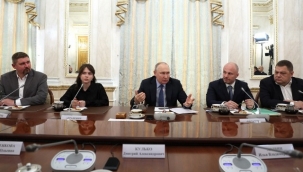 Putin: "Ukrayna'nın savunma sanayisi yakında tamamıyla tarihe karışacak"