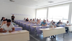 ALKÜ'DE GÖREVDE YÜKSELME SINAVI YAPILDI 