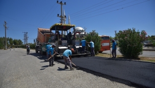 ASFALT ÇALIŞMALARI OKURCALAR VE SAPADERE'DE SÜRÜYOR