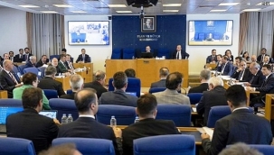 En düşük memur maaşını 22 bin 17 TL'ye çıkaran teklif Plan ve Bütçe Komisyonu'nda kabul edildi