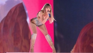 Grammy ödüllü şarkıcı Taylor Swift'ten yeni rekor