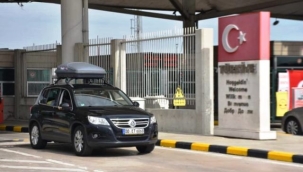 Gurbetçi akını devam ediyor, 295 bin 979 araç giriş yaptı: 'Gurbet zor, özlem çok'