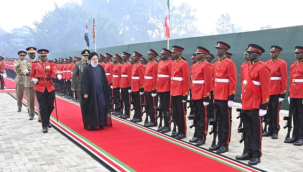 İran, 10 yıl sonra Afrika'ya adım attı: 'Kral gibi' karşılanan Reisi, bavulunu anlaşmalarla doldurdu