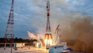 47 yıl sonra bir ilk: Rusya, Ay'a uzay aracı gönderdi