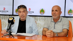 Alanyaspor'un forma kol sponsoru Kırbıyık Holding oldu
