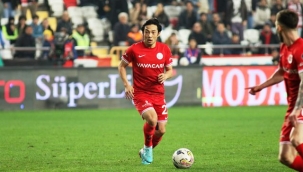 Antalyaspor, Japon futbolcu Shoya Nakajima ile yollarını ayırdı