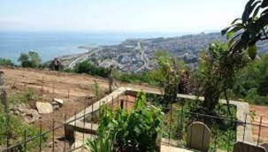 Deniz manzaralı mezarlık isteyenler arasında arbede: Bir kişi fenalaştı