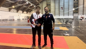 Alanyasporlu eskrimci Avusturya'da 3. oldu