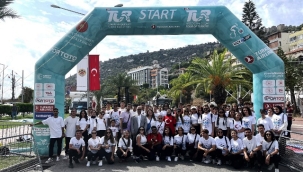 ALKÜ'DEN TUR'DA BAYRAK ŞÖLENİ 