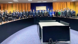 ATO BAŞKANI BARAN BAŞKANLIĞI'NDAKİ ATO HEYETİ, KOSOVA BAŞBAKANI ALBİN KURTİ İLE BİR ARAYA GELDİ.