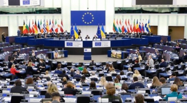 Avrupa Parlamentosu'ndan Azerbaycan'a yaptırım kararı