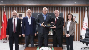 BARAN: "VOLEYBOLU TÜM TÜRKİYE'YE SEVDİRDİNİZ. BU BAŞARILARLA SPOR EKONOMİMİZ DE BÜYÜYECEK"