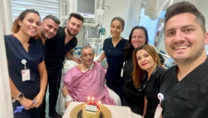 BY PASS OLAN HASTA YENİ YAŞINI SAĞLIK ÇALIŞANLARI İLE BİRLİKTE KUTLADI.