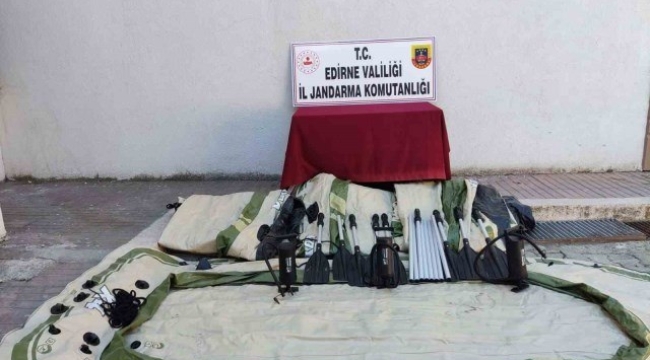 Edirne'de 27 FETÖ şüphelisi botla Yunanistan'a kaçarken yakalandı