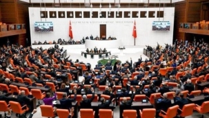 Emekliye 5 bin lira ikramiye Meclis'ten geçti