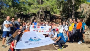 ALKÜ, AVRUPALI SPOR AKADEMİSYENLERİNİ AĞIRLADI 