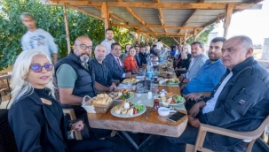 Anadolu Birliği Partisi'nden Basına Tanışma Kahvaltısı