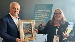 BAŞKAN ERDEM'İN İNGİLTERE TEMASLARI DEVAM EDİYOR