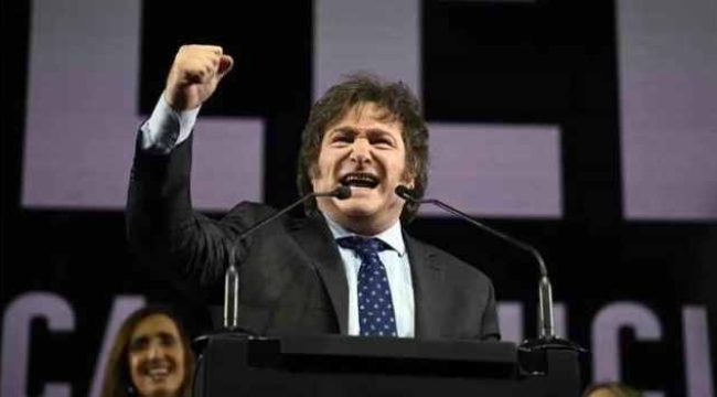 Merakla beklenen Arjantin seçimlerinde 'korkulan' Milei iktidarda