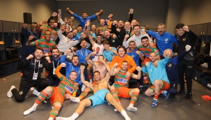 Alanyaspor Dolmabahçe'de ilki başardı