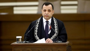 Anayasa Mahkemesi Başkanı Arslan: Uzaktan kumandalı yargı da yargıç da olmaz