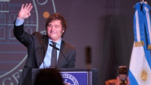 Arjantin'in ilginç başkanı göreve başladı: İlk işi birçok bakanlığı kapatmak oldu