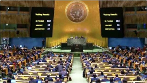 BM Genel Kurulu, Gazze'de acilen insani ateşkes istenilen karar tasarısını 153 oyla kabul etti