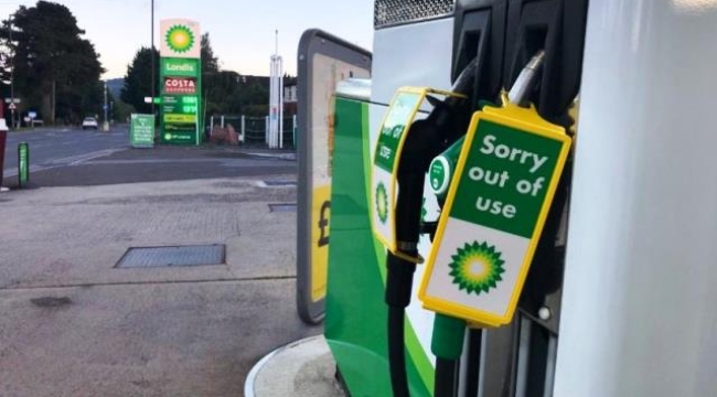 İngiliz petrol devi BP ve Çinli petrol firmaları da Kızıldeniz'den geçişleri durdurma kararı aldı