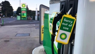 İngiliz petrol devi BP ve Çinli petrol firmaları da Kızıldeniz'den geçişleri durdurma kararı aldı