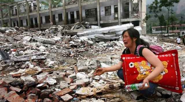 Japonya'da 7,6 büyüklüğündeki depremde can kaybı 30'a yükseldi