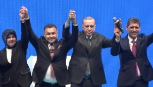 AK Parti'nin Antalya'daki İlçe Aday Tanıtım Toplantısı, Cumhurbaşkanı ve AK Parti Genel Başkanı Recep Tayyip Erdoğan'ın katılımıyla yapıldı.