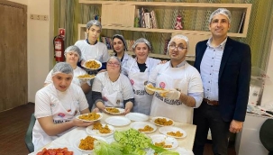 ENGELLİ BİREYLER EĞLENİRKEN ÖĞRENİYORLAR