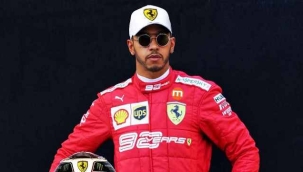 Lewis Hamilton Mercedes'ten ayrılıp Ferrari'ye katılıyor