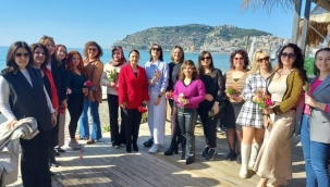 AGC'li kadınlar 8 Mart için buluştu 