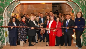 ALANYA'NIN İPEK SERÜVENİ SERGİSİ TARİHİ KIZILKULE'DE AÇILDI