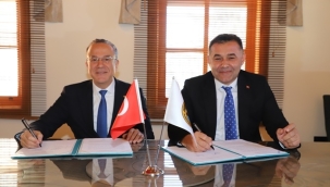 ALANYA'YA TEKNOPARK GELİYOR REKTÖR GÜNER VE BAŞKAN YÜCEL İMZALARI ATTILAR