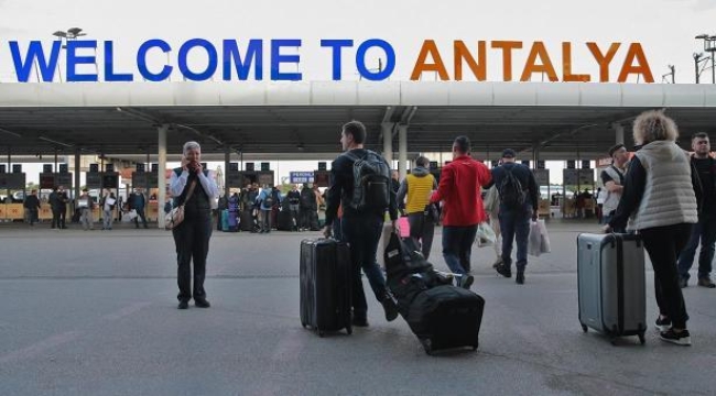 Antalya'nın bu yıl 16,5 milyondan fazla turist ağırlaması bekleniyor