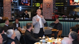 CHP Alanya Belediye Başkan Adayı Osman Tarık Özçelik, İnşaat Mühendisleri Odası Alanya Temsilciliği üyeleriyle bir araya geldi