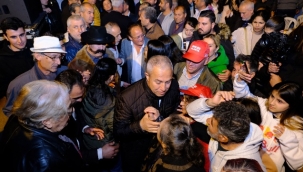 CHP Alanya Belediye Başkan Adayı Osman Tarık Özçelik, Mahmutlar Mahallesi'nde düzenlenen iftar programına katıldı. 