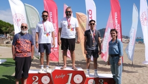 ALANYA' DA YAMAÇ PARAŞÜTÜ AKDENİZ BÖLGESİ HEDEF YARIŞMASI YAPILDI