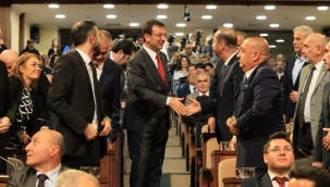 İBB'de seçim sonrası ilk meclis toplantısı yapıldı