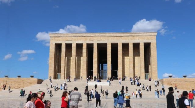 Ramazan Bayramı tatilinde 209 bin kişi Anıtkabir'i ziyaret etti