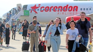 CORENDON FİRMASI BRÜKSEL'DEN GAZİPAŞA-ALANYA HAVALİMANI'NA İLK UÇUŞUNU GERÇEKLEŞTİRDİ